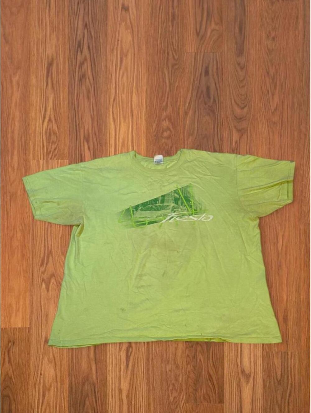 Vintage Y2K Ford Fiesta Green Graphic T-Shirt Abstract Design Anvil XL stains